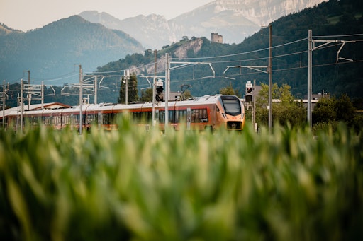 Vorschau Bild von Alpenrhein-Express im Rheintal