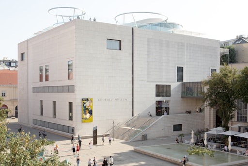  Leopold Museum, Außenansicht