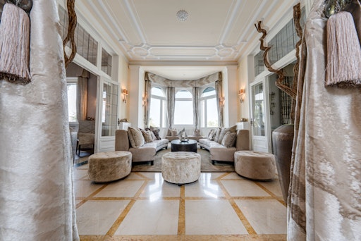 Vorschau Bild von Lounge- und Empfangsbereich