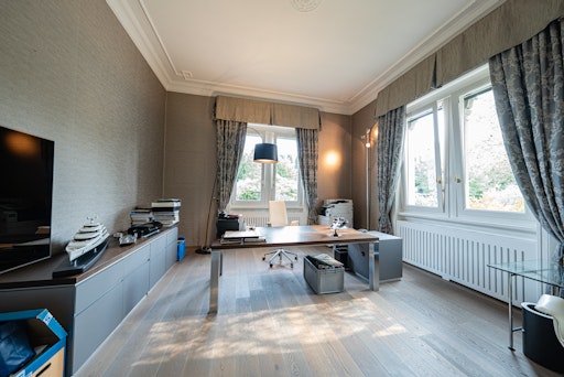 Vorschau Bild von Büro in der Villa Ansaldi