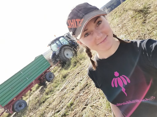 Young farmers ask for consideration in road traffic