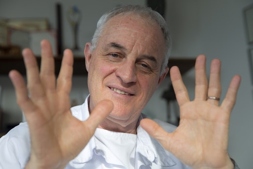 Didier Pittet is considered a global ambassador for hand hygiene
*** This photo is intended for editorial use. It may be published
free of charge until June 23, 2026; after that, a new license is
required – more information at www.picturedesk.com.