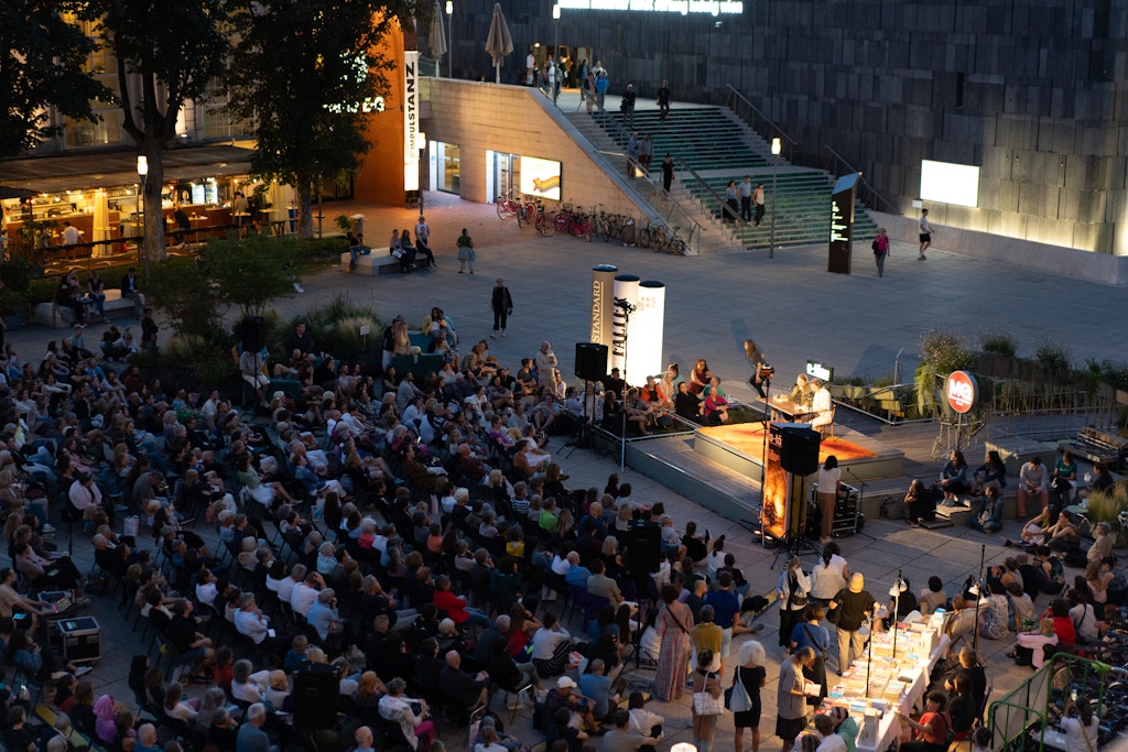 Literature Festival O-tones in the MQ starts with Wolf Haas’ new novel “Wackelkontakt”