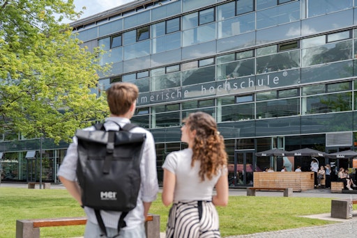  Das Positive Impact Rating basiert auf Umfragen unter
Studierenden. ©MCI/Marc Scherr