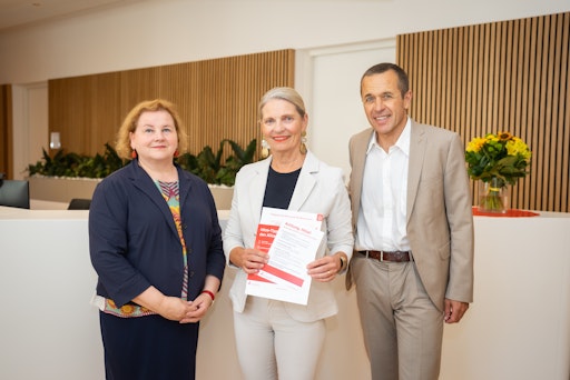  Angesichts zunehmender Hitzewellen hat sich das Gesundheitswesen
in Österreich berufsgruppenübergreifend zusammengeschlossen.