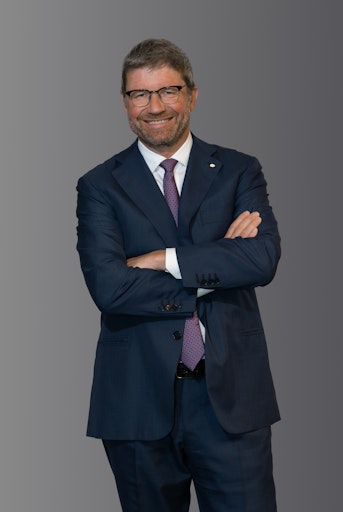  Der Italiener Maniele Tasca wurde bei der
EMD-Gesellschafterversammlung zum Präsidenten der führenden
europäischen Handelsallianz gewählt. Photo: ESD Italia // Weiterer
Text über ots und www.presseportal.de/nr/118822 / Die Verwendung
dieses Bildes für redaktionelle Zwecke ist unter Beachtung aller
mitgeteilten Nutzungsbedingungen zulässig und dann auch honorarfrei.
Veröffentlichung ausschließlich mit Bildrechte-Hinweis.