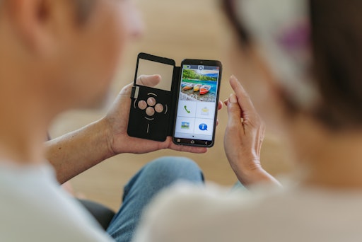 Vorschau Bild von Einfach bedienbar und dank Schutzhülle gut geschützt.