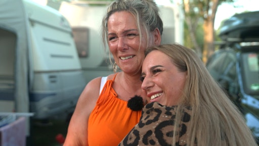 Nicole (li.) mit Tochter Gina // Weiterer Text über ots und
www.presseportal.de/nr/6605 / Die Verwendung dieses Bildes für
redaktionelle Zwecke ist unter Beachtung aller mitgeteilten
Nutzungsbedingungen zulässig und dann auch honorarfrei.
Veröffentlichung ausschließlich mit Bildrechte-Hinweis.