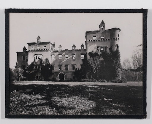 Die Brandruine Schloss Immendorf, um 1950 Privatbesitz ©
Klimt-Foundation, Wien
