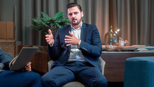 Haus verkaufen ohne Makler mit SuchAgents – digitales
Vermittlungssystem für einen unkomplizierten, selbstbestimmten
Immobilienverkauf in Österreich.