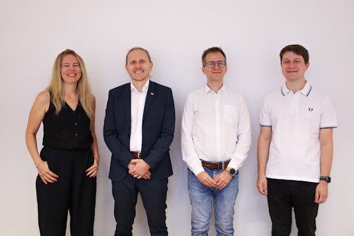  Von links: Mag. Sandra Rösinger, Dr. Simon Eder, Geza Tömböly,
Markus Gumpoldsberger