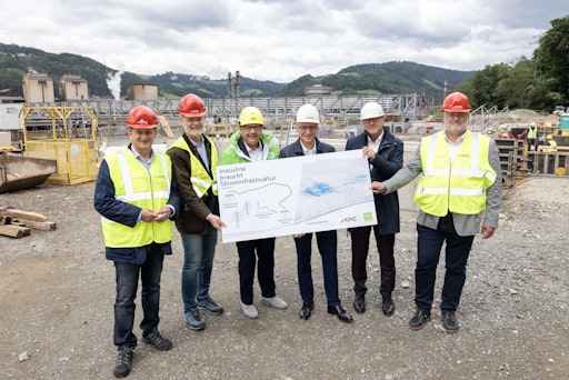 09.07.2025, Leoben, Steiermark, Österreich (Austria): Austrian
Power Grid APG - Medientermin Baufortschritt Neue Anbindung Leoben,
im Bild v. l. Kurt Wallner, Bürgermeister Leoben, Gerald
Deutschmann, Landtagspräsident Steiermark, Martin Graf,
Vorstandsdirektor Energie Steiermark, Gerhard Christiner,
Vorstandssprecher APG, Franz Kainersdorfer, Mitglied des Vorstandes
voestalpine AG & Leiter Metal Engineering Division, Wolfgang Gomar,
Bürgermeister St. Peter-Freienstein).Fotocredit: APG / Martin Huber
