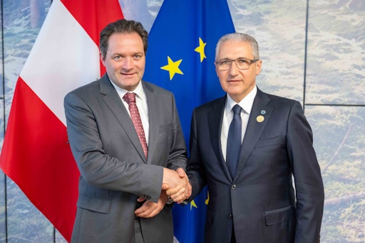 Comfortable receives president of the UN climate conference Mukhtar Babayev in Vienna