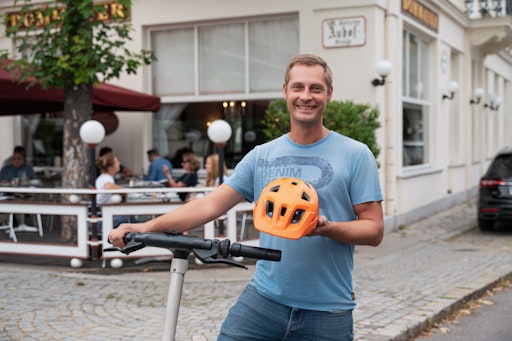  Karl Schlosser, Vorsitzender der Fahrschulen in der
Wirtschaftskammer Wien