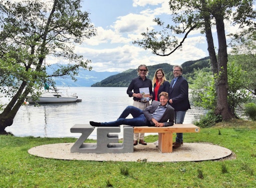  Sigismund Moerisch, Daniela Beils (TVB Seeboden), Günter
Zeilinger und Stefan Brandlehner