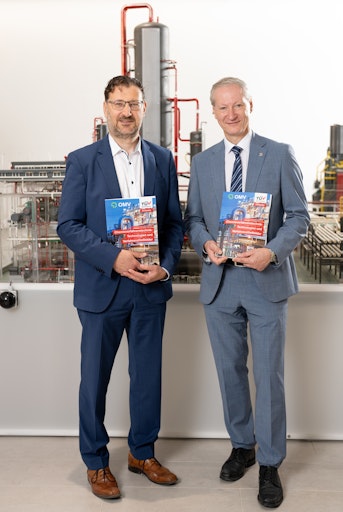 OMV and TÜV Austria Academy bundle the raw material in a new practical manual