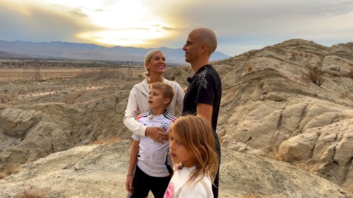 Der Roadtrip der Kolenitchenkos ist von Camper-Problemen und
emotionalen Ausbrüchen geprägt. Nach einem stressigen Tag schaffen
sie es, sich zusammenzuraufen, nur um mit einer neuen
Herausforderung in Las Vegas konfrontiert zu werden. // Weiterer
Text über ots und www.presseportal.de/nr/6605 / Die Verwendung
dieses Bildes für redaktionelle Zwecke ist unter Beachtung aller
mitgeteilten Nutzungsbedingungen zulässig und dann auch honorarfrei.
Veröffentlichung ausschließlich mit Bildrechte-Hinweis.