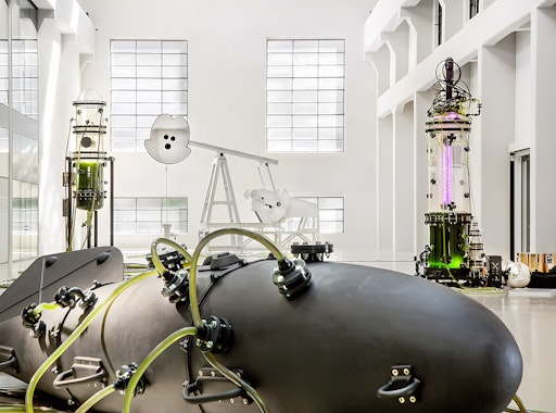MQ: Thomas Feuerstein mit dem Werkzyklus METABOLICA im MQ Freiraum