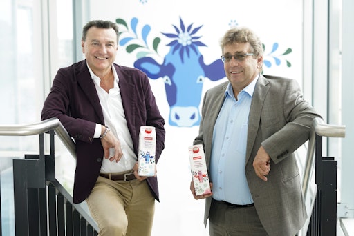 Andreas Gasteiger und Robert Leitner geben eine Anhöhung des
Milchgeldes ab 1.8.2025 bekannt.