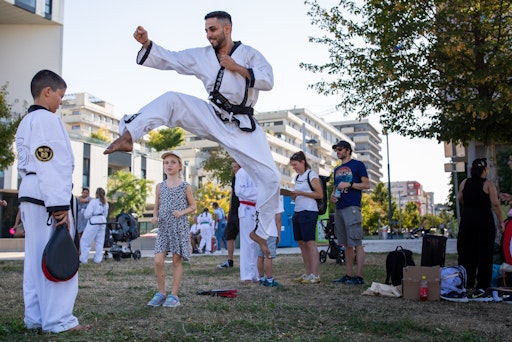 Vorschau Bild von Das erste Sportfest Donaustadt lädt am 6. September mit mehr als
25 Vereinen, Organisationen und Sport-Promis sowie
abwechslungsreichen Stationen zum Ausprobieren ein.