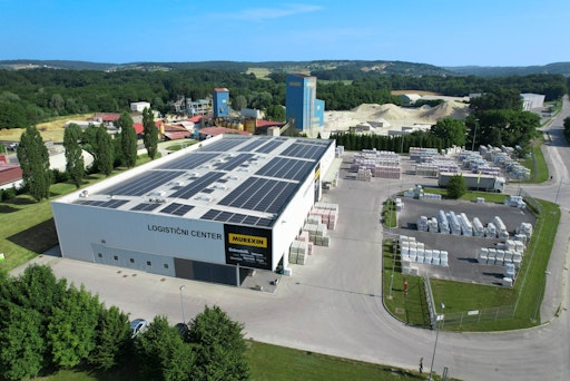 Vorschau Bild von Murexin-Standort Puconci Das Murexin-Werk in Puconci mit eigener
Quarzsandgrube: strategischer Rohstofflieferant und Drehscheibe für
Südosteuropa.