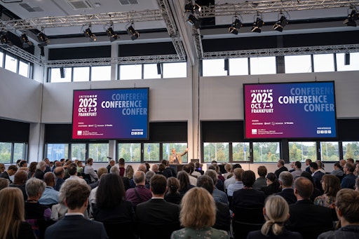 INTERGEO CONFERENCE 2025 // Weiterer Text über ots und
www.presseportal.de/nr/134787 / Die Verwendung dieses Bildes für
redaktionelle Zwecke ist unter Beachtung aller mitgeteilten
Nutzungsbedingungen zulässig und dann auch honorarfrei.
Veröffentlichung ausschließlich mit Bildrechte-Hinweis.