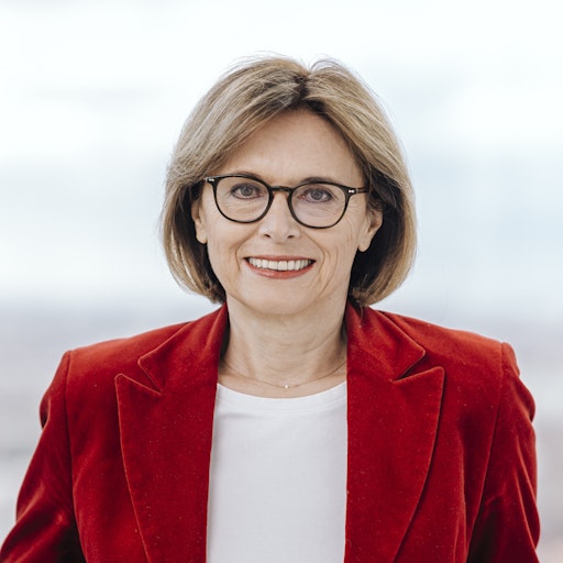 Susanne Kraus-Winkler, Bundesspartenobfrau für Tourismus und
Freizeitwirtschaft in der Wirtschaftskammer Österreich, zieht in den
ÖW-Aufsichtsrat ein.