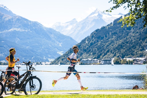Vorschau Bild von Die malerische Laufstrecke führte 21,1 Kilometer entlang des
Zeller Sees