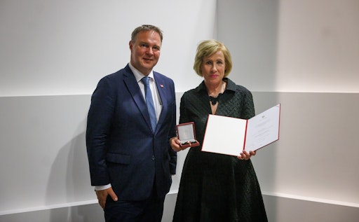 Vizekanzler Andreas Babler, mumok Generaldirektorin Karola Kraus
