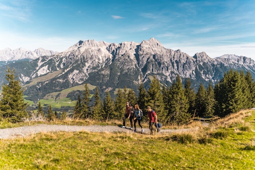 Während in vielen Regionen im November Zwischensaison herrscht,
bleibt man in Saalfelden Leogang in Bewegung.