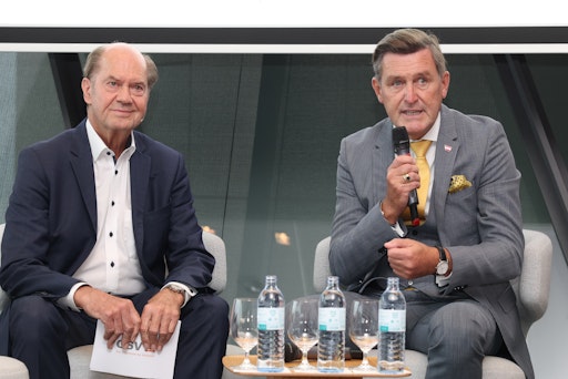 Vorschau Bild von Peter Hanke, Bundesminister für Innovation, Mobilität und
Infrastruktur; Mario Rohracher, GSV, Generalsekretär