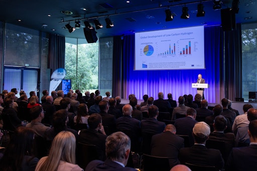  Am 17. und 18. September 2025 fanden im Congress Igls bei
Innsbruck erstmals die IREB Tirol – Interalpine Ressourcen-,
Energie- & Bautage statt.