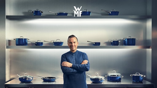 WMF Fusiontec® x Tim Raue: Ein starkes Team für die
leidenschaftliche Gourmet-Küche // Weiterer Text über ots und
www.presseportal.de/nr/179084 / Die Verwendung dieses Bildes für
redaktionelle Zwecke ist unter Beachtung aller mitgeteilten
Nutzungsbedingungen zulässig und dann auch honorarfrei.
Veröffentlichung ausschließlich mit Bildrechte-Hinweis.