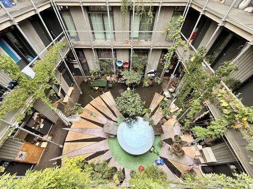 Vorschau Bild von Gemeinschaftliches Wohnen im Alter im Zollhaus, Zürich
https://www.age-stiftung.ch/foerderung/gemeinschaftliches-wohnen-im-
alter-im-zollhaus-zuerich