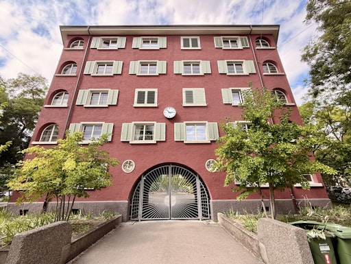 Vorschau Bild von Siedlung Industrie 2, 1920 / 2017
http://www.schaffnerarch.ch/industrie2.html