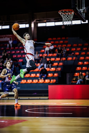 Vorschau Bild von #12 Borislav Mladenov beim Dunk