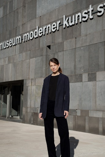  Fatima Hellberg vor dem mumok - Museum moderner Kunst Stiftung
Ludwig Wien