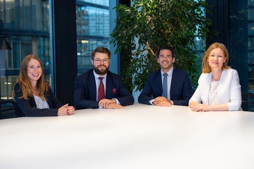  Vanessa Bussmann, Thomas Fischer, Christoph Leutgeb und Verena
Wiltsche (von links nach rechts) steigen mit 1.10. zu BDO
Partner:innen auf.