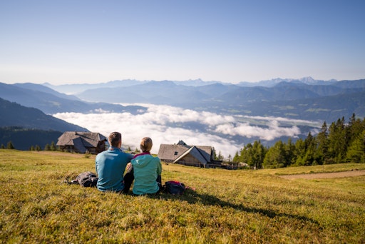 Blick auf der Millstätter Alpe auf die AlexanderAlm in Kärnten