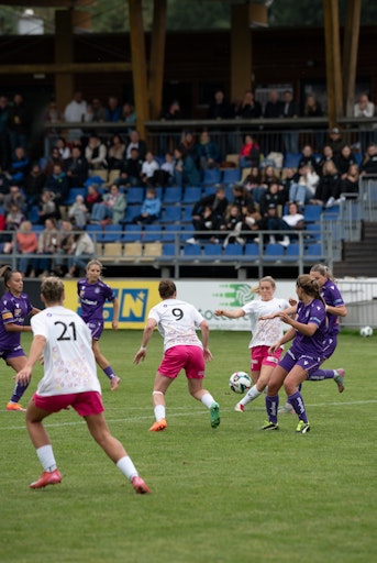 Vorschau Bild von Die USVN-Damen im Einsatz.