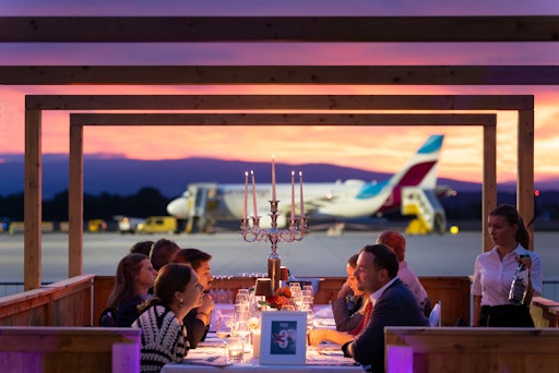 Vorschau Bild von Magische Stimmung bei Vollmund am Graz Airport