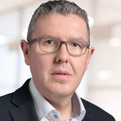 Vorschau Bild von Matthias Karpf, Leitung Vertrieb bei DAS FUTTERHAUS Österreich //
Weiterer Text über ots und www.presseportal.de/nr/119466 / Die
Verwendung dieses Bildes für redaktionelle Zwecke ist unter
Beachtung aller mitgeteilten Nutzungsbedingungen zulässig und dann
auch honorarfrei. Veröffentlichung ausschließlich mit
Bildrechte-Hinweis.