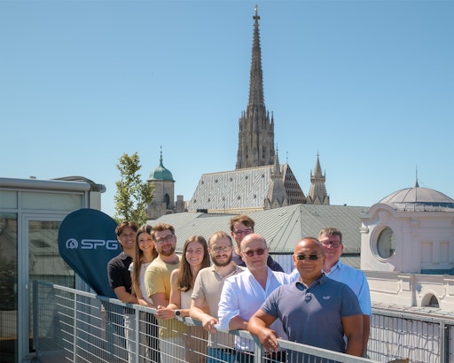 Das Team der SPG Healthcare umfasst 14 hochqualifizierten
ExpertInnen, die bereits weltweit über 200 Softwarelösungen in mehr
als 60 Ländern erfolgreich implementiert haben.