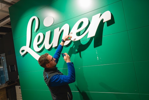 Vorschau Bild von Die Wort-Bild-Marke Leiner kommt mit zugehörigen Domains unter
den Hammer