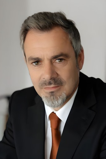 Dr. Andreas Stoltze Beiratsvorsitzender der CareDox GmbH //
Weiterer Text über ots und www.presseportal.de/nr/181245 / Die
Verwendung dieses Bildes für redaktionelle Zwecke ist unter
Beachtung aller mitgeteilten Nutzungsbedingungen zulässig und dann
auch honorarfrei. Veröffentlichung ausschließlich mit
Bildrechte-Hinweis.