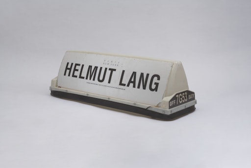 Helmut Lang, New York City Taxi Top, Werbung, 1998–2004. MAK
Helmut Lang Archiv, LNI 649. Foto: MAK/Christian Mendez.