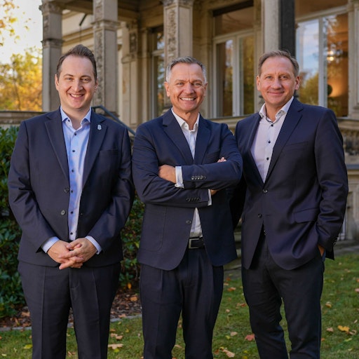 Matthias Bommer (Board Member, Co-Founder), Stefan Kempf
(Chairman of the Board, Co-Founder), Garry Krugljakow (Board Member,
Head of Bitcoin Strategy)/ aifinyo AG // Weiterer Text über ots und
www.presseportal.de/nr/135791 / Die Verwendung dieses Bildes für
redaktionelle Zwecke ist unter Beachtung aller mitgeteilten
Nutzungsbedingungen zulässig und dann auch honorarfrei.
Veröffentlichung ausschließlich mit Bildrechte-Hinweis.