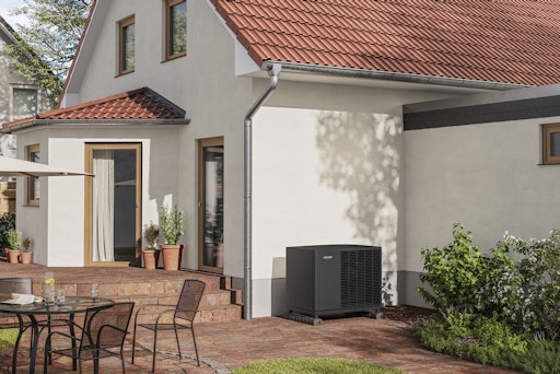 "Mit unseren neuen Wärmepumpen der Generation 'wpnext' erhalten
österreichische Verbraucher beim Heizungstausch die maximale
Förderung vom Bund." Thomas Mader, Geschäftsführer von Stiebel
Eltron Austria / Stiebel Eltron // Weiterer Text über ots und
www.presseportal.de/nr/62786 / Die Verwendung dieses Bildes für
redaktionelle Zwecke ist unter Beachtung aller mitgeteilten
Nutzungsbedingungen zulässig und dann auch honorarfrei.
Veröffentlichung ausschließlich mit Bildrechte-Hinweis.