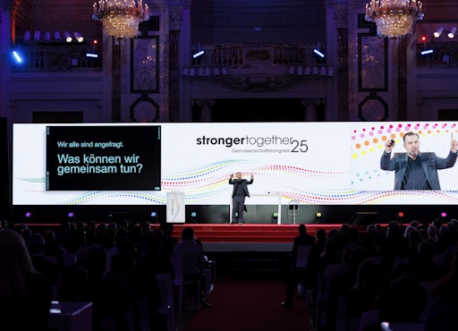 Vorschau Bild von APA-Chef Clemens Pig brach eine Lanze fürs kooperative
Wirtschaften