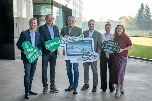 Winterauftakt in Graz, von links: Philip Borckenstein-Quirini (GF
Thermenresort Bad Loipersdorf), Dir. Georg Bliem (GF
Planai-Hochwurzen Bergbahnen Gmbh), Landeshauptmann Mario Kunasek,
Michael Feiertag (GF STG), Angelika Zölbl (Zeutschacher Advent) und
Susanne Haubenhofer (GF ER Graz)